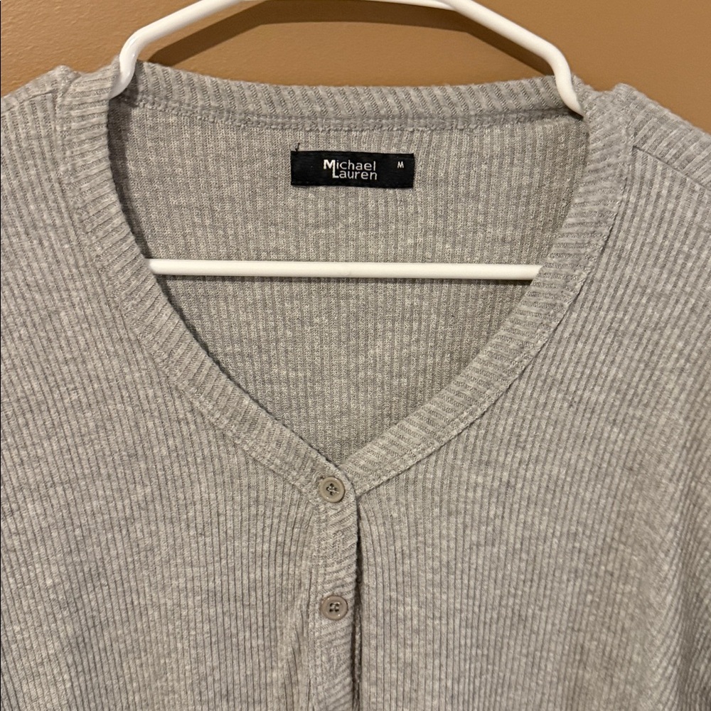 Michael Lauren Gray Henley - Picture 3 of 7